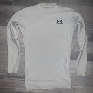 Under Armour Boy’s Medium White Long Sleeve Shirt